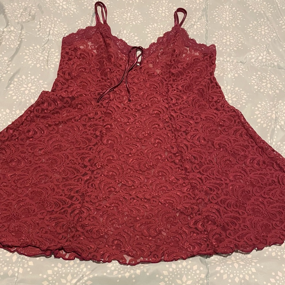 Lingerie - Picture 3 of 6